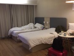 -汉庭(上海世博塘桥地铁站店)