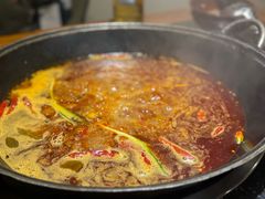 -重庆故事姊妹老火锅(财经学院店)