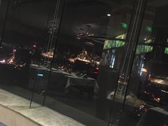 -云顶旋转自助景观餐厅