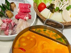 -樾餐厅泰式海鲜火锅(民歌湖店)