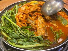 土豆排骨火锅-喇喇排骨火锅·传统韩式脊骨汤(望京西园总店)