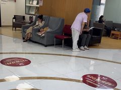 -雅悦齿科(顾村公园店)