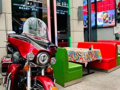 -Famous肥猫墨西哥音乐餐吧(五棵松华熙LIVE店)