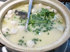 招牌鱼头煲-品渔味湖鲜馆(拈花湾店)
