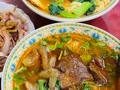 -金杨拉面王小吃面馆·牛三宝面·红烧牛肉粉