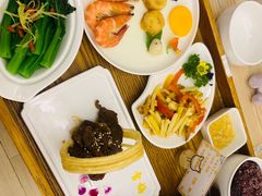 -雪梅月子中心(华侨城店)