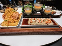 -鞍山大白鲨美食酒店