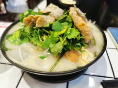 -肥汁米蘭香港米线(长宁来福士店)