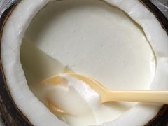 -志龙皇冠吃货椰子铺