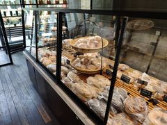 面包甜点陈列柜-81bakery(关山路店)