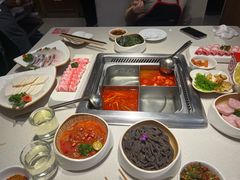 -海底捞火锅鲜切牛肉主题店(长寿路店)