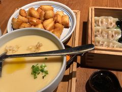 -云海肴·汽锅鸡·云南菜(天山百盛优客店)