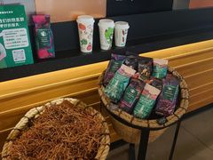 -星巴克(广州中华广场B1层店)