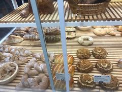 -焙丽拾光(麦凯乐直营店)