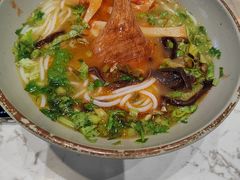-百春原湖南牛肉粉(百联世纪店)