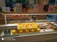 面包甜点陈列柜-好利来(内双楠店)