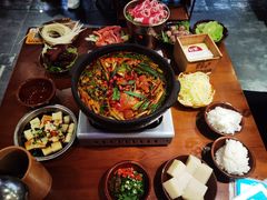 -黔有有贵州酸汤夺夺粉火锅(五味十字店)