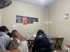 大堂-胡仁根胡记炸炸炸