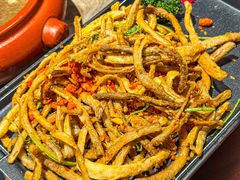 -雀舞云南菜(天津天河城购物中心店)