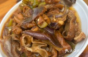 Eggplant and Intestine Stir-fry