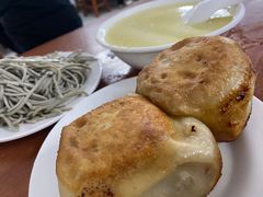 门钉肉饼-宝瑞门钉肉饼店