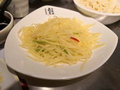清炒土豆丝-龙巢盱眙龙虾·牛蛙·烧烤宵夜(八卦岭店)
