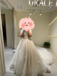 -GRACE KELLY婚纱与礼服(天津店)