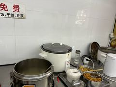 -金陵老丁家馄饨(新街口店)