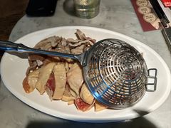 -尚尚仙·酸汤猪手·猪肚鸡火锅(华联万柳购物中心店)