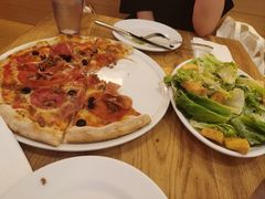 -城市大道红炉披萨烘焙坊