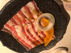 老白吾桑格-本家韩国烤肉(青岛万象城店)
