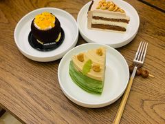 椰子慕斯蛋糕-PAPER STONE BAKERY(天环店)