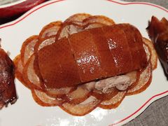 招牌香酥烤鸭-秀儿四九城·新京菜(亚运村鸟巢店)