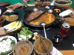 -渝大龙重庆火锅(温泉月亮湾店)