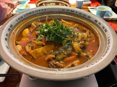 -魏铭鱼头捞饭(晋阳路店)