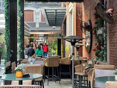 -LES ELITES 英集荟(南京西路店)