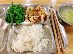 -浙江同济科技职业学院餐厅