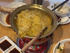 -关东小磨东北菜(上海长风大悦城店)