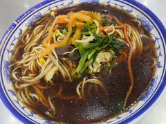 -易记皮肚面(明瓦廊店)