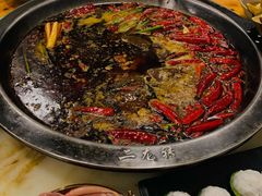 -黄潇洒老火锅(九眼桥宏济巷店)