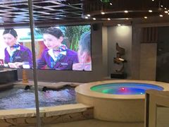 -碧中海汤泉汗蒸酒店