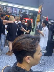 -藤野造型专业烫染接发