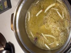 -喃喃椰·糟粕醋·椰子鸡火锅(七堡花园店)