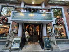 -古董花园(思南路42弄小区店)