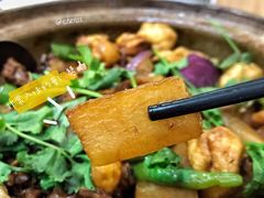 萝卜-奇味鸡煲(麦地店)
