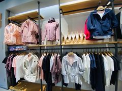 -王府井奥莱临潼小镇(临潼店)