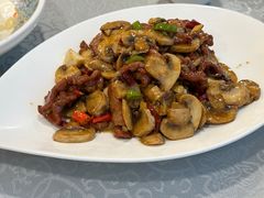 -汗腾格里·风味餐厅(新疆驻京办店)
