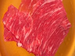 -牛YO寿喜烧·铁板烧和牛火锅自助(市府恒隆店)