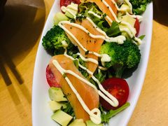 鳄梨三文鱼沙拉-胜博殿日式炸猪排(西红门店)