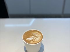 燕麦拿铁-Manner Coffee(万象前海店)